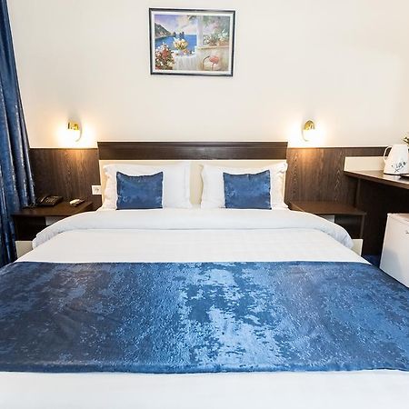 Salem Hotel On Abaya Ałma Ata Zewnętrze zdjęcie