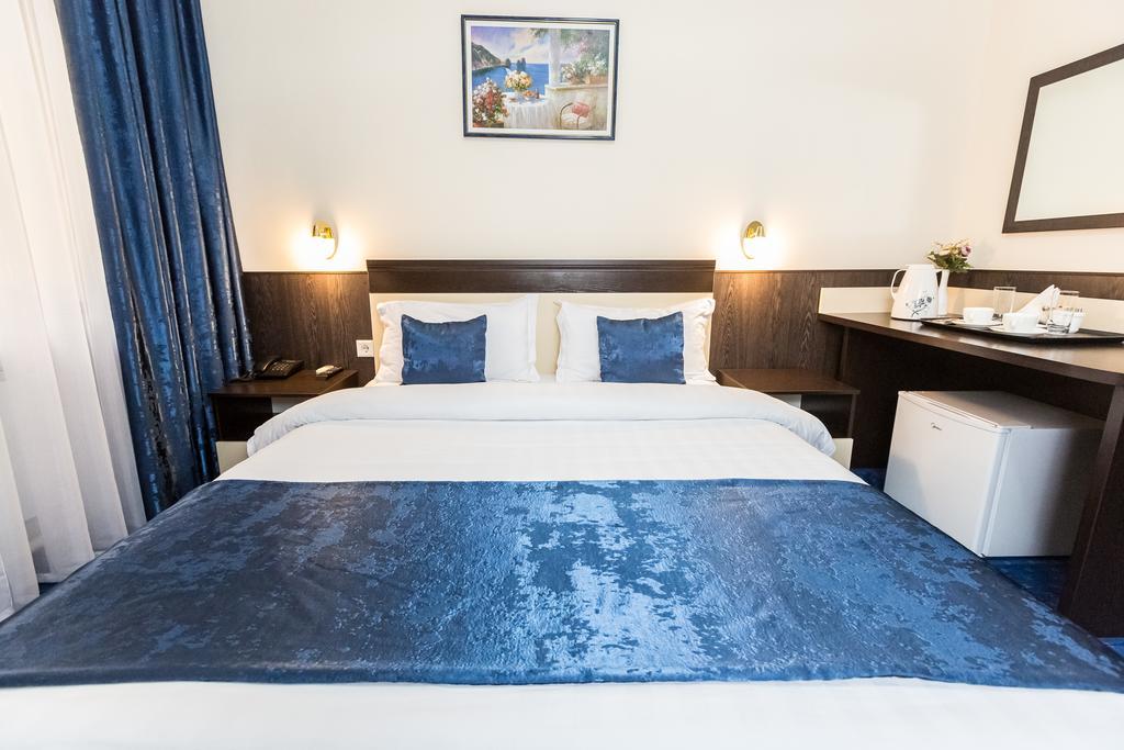 Salem Hotel On Abaya Ałma Ata Zewnętrze zdjęcie